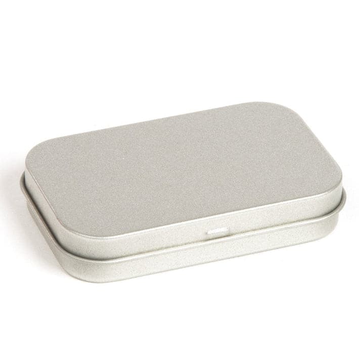 A picture of a silver rectangular tin which shows the closing pip.